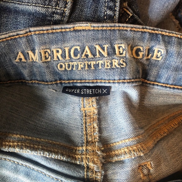 American Eagle Next Level Mid Rise Med Wash Super Stretch Denim Shorts Size 00 - Picture 6 of 7